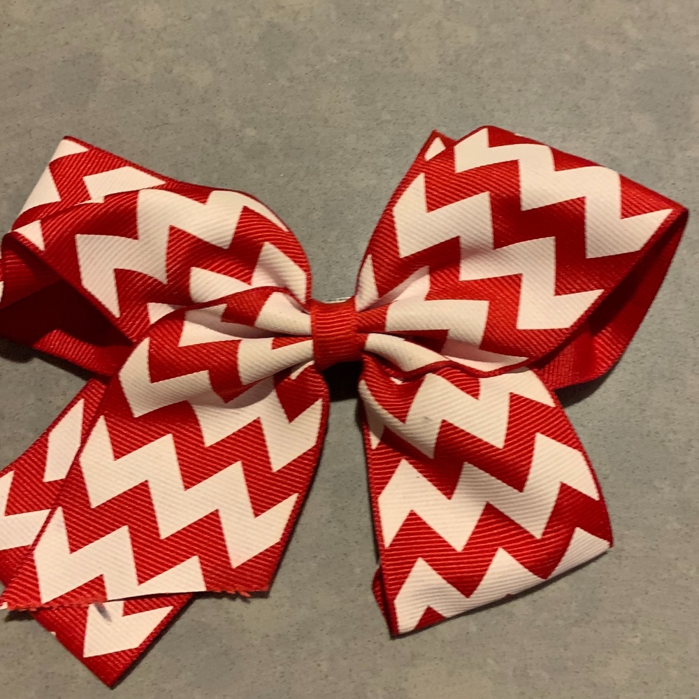 Red White Chevron Bow
